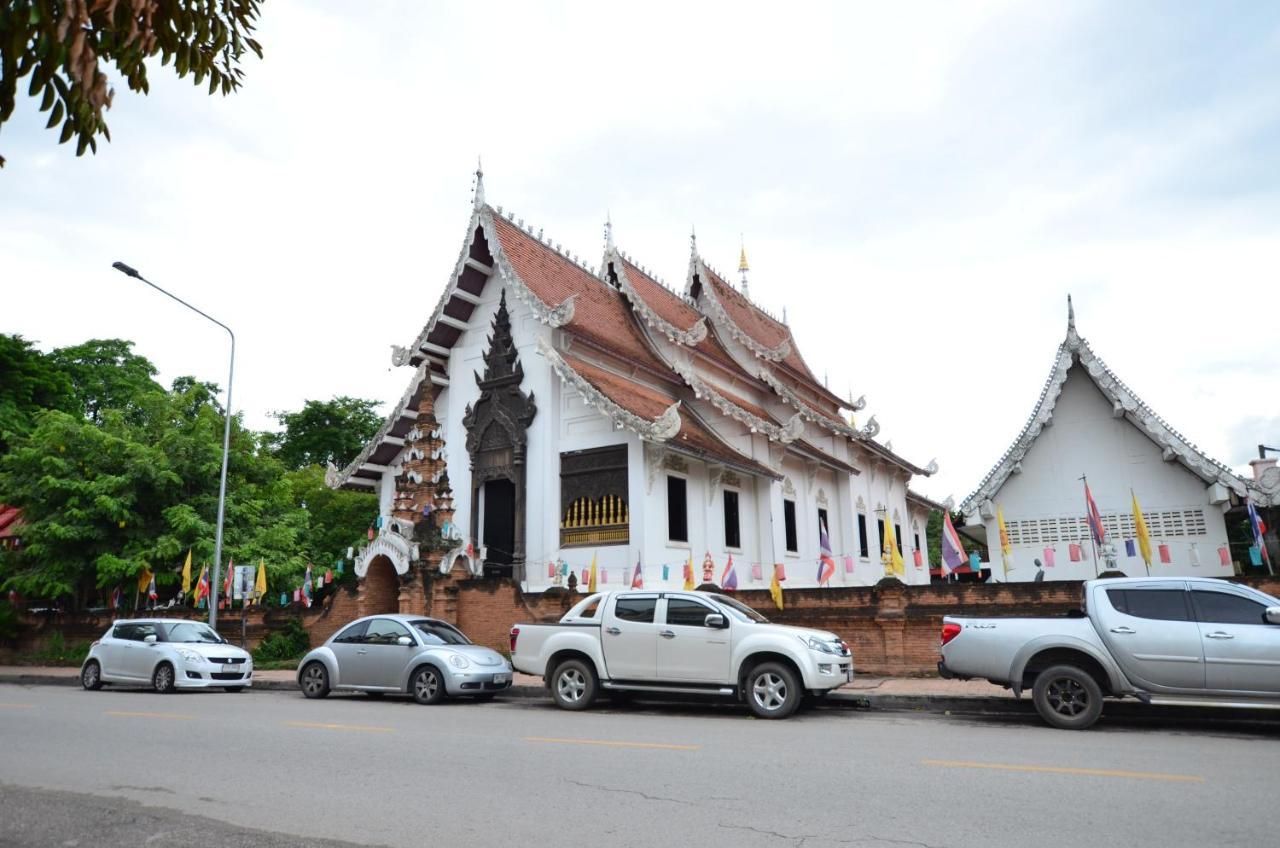 Fav Inn Town Chiang Mai Esterno foto